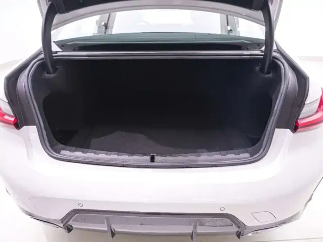 BMW 3 Series — Фото автомобиля 20