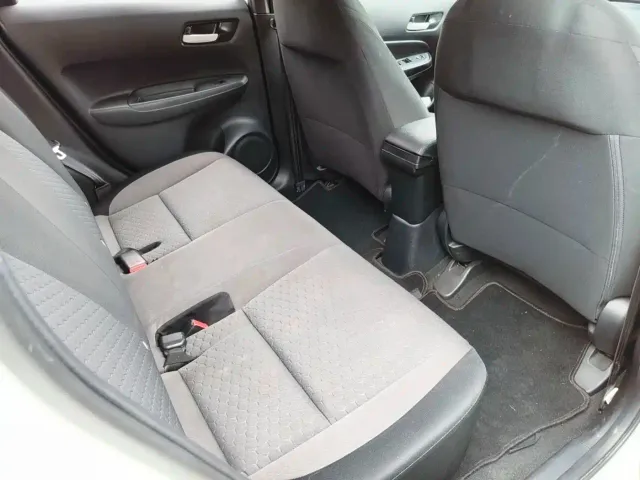 Honda Fit — Фото автомобиля 9