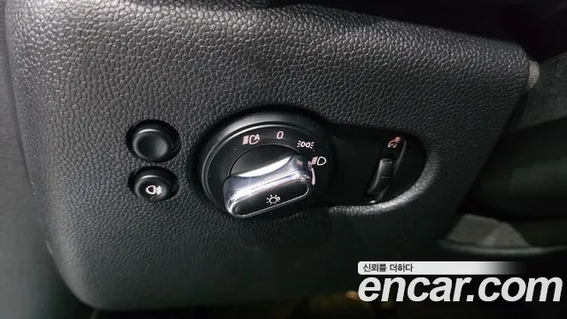 MINI Cooper — Фото автомобиля 13
