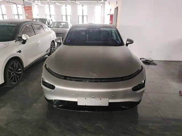 Xpeng P7 — Фото автомобиля 2