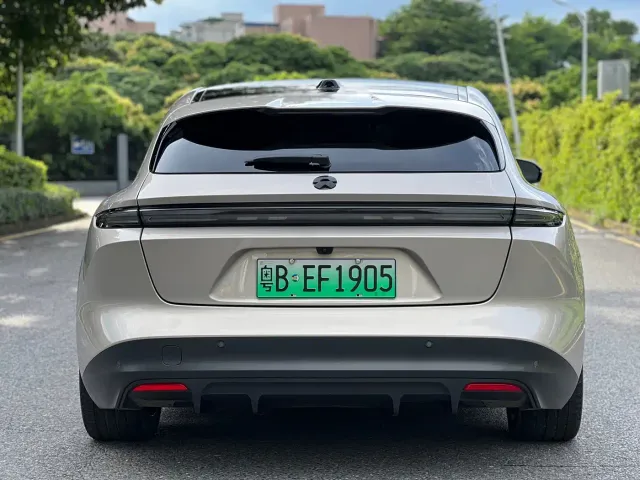 Nio ET5 Touring — Фото автомобиля 13