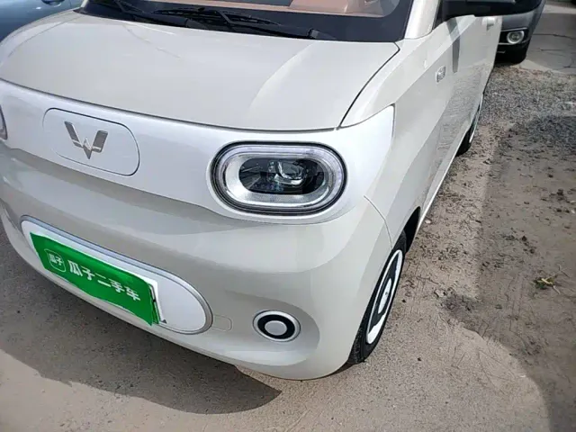 Wuling Hongguang Mini EV — Фото автомобиля 23