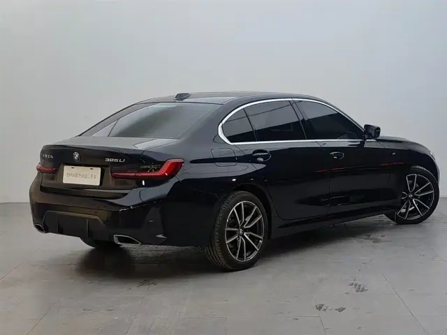 BMW 3 Series — Фото автомобиля 4