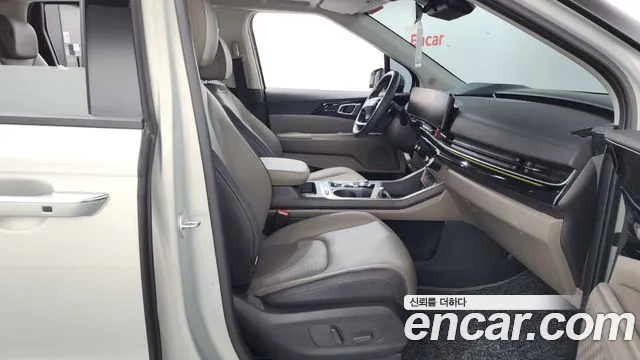 Kia Carnival Generation 4 — Фото автомобиля 25
