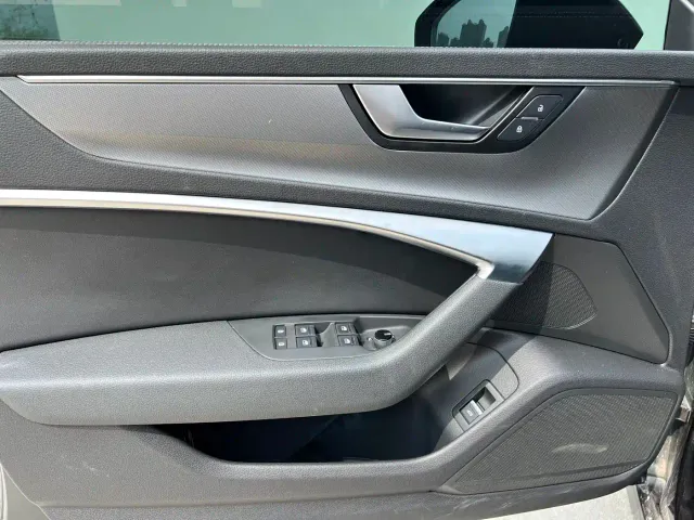 Audi A7L — Фото автомобиля 11
