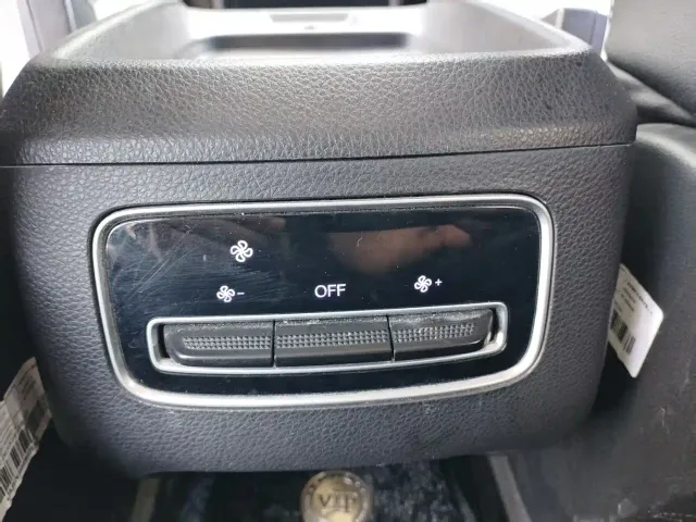 GAC Trumpchi M6 — Фото автомобиля 30