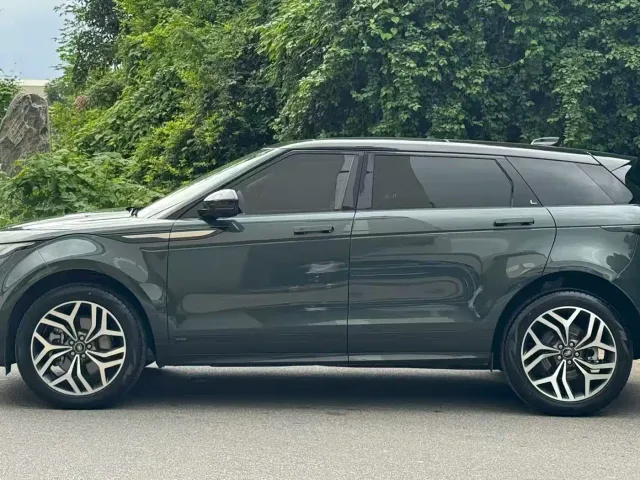 Land Rover Range Rover Evoque — Фото автомобиля 4