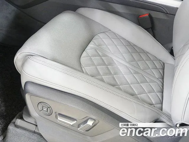 Audi Q7 55 TFSI quattro Premium — Фото автомобиля 17