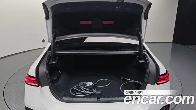BMW i5 G60 — Фото автомобиля 24