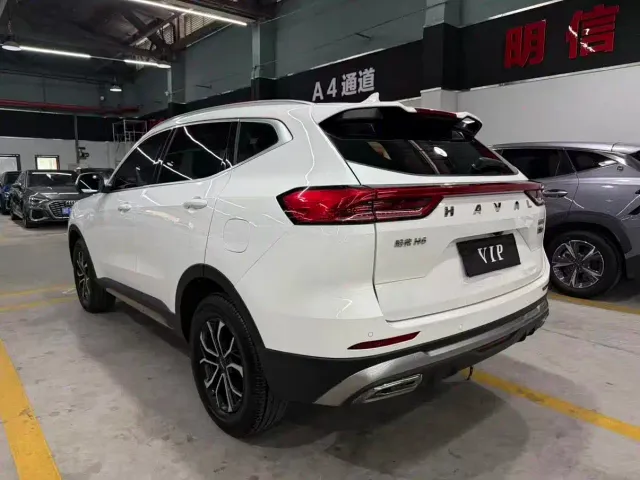 Haval H6 — Фото автомобиля 10