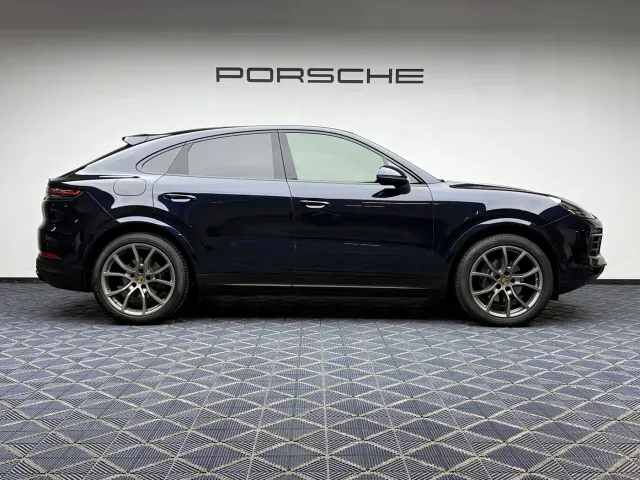 Porsche Cayenne — Фото автомобиля 9