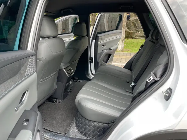 BYD Song Pro — Фото автомобиля 12