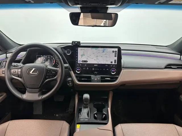 Lexus ES — Фото автомобиля 10
