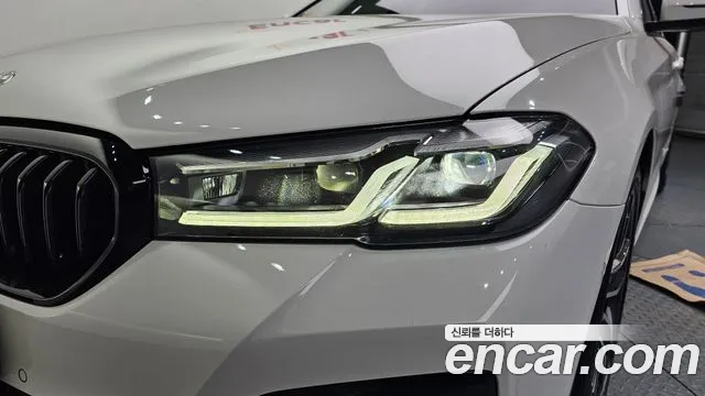 BMW 5 Series G30 — Фото автомобиля 7