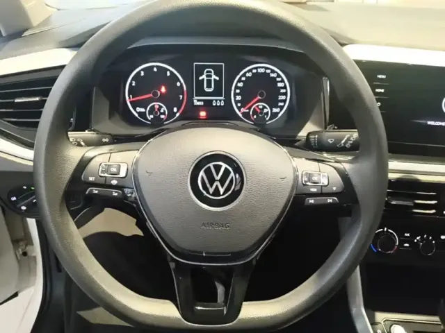 Volkswagen Polo 2021 Plus 1.5L Automatic Colorful Tech Edition — Фото автомобиля 10