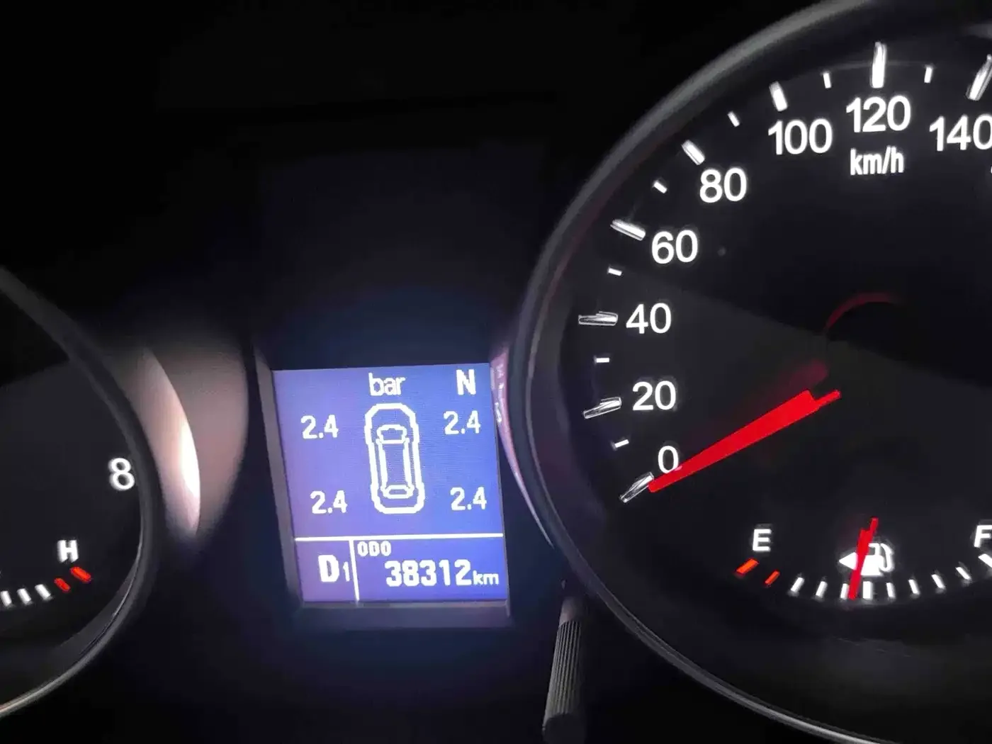 Haval Haval M6 2021 PLUS 1.5T DCT Elite Smart Connect — Фото автомобиля 10