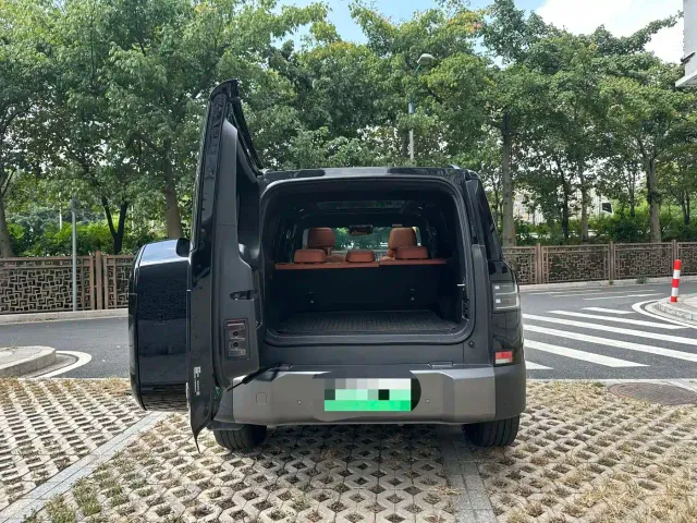 BYD FangChengBao Titanium 7 — Фото автомобиля 21