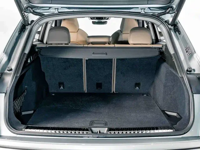 Audi Q5L — Фото автомобиля 24