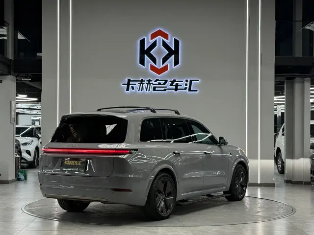 Li Auto L9 — Фото автомобиля 12