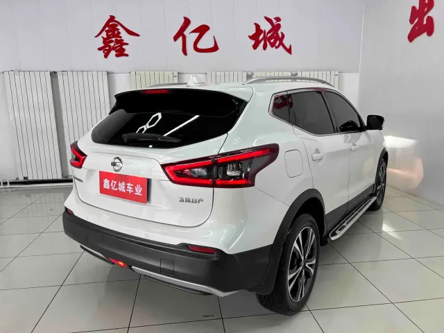 Nissan Qashqai — Фото автомобиля 4