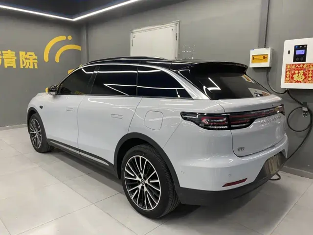 Leapmotor C11 — Фото автомобиля 7