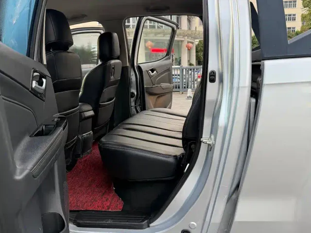 Isuzu Lingtuo — Фото автомобиля 9