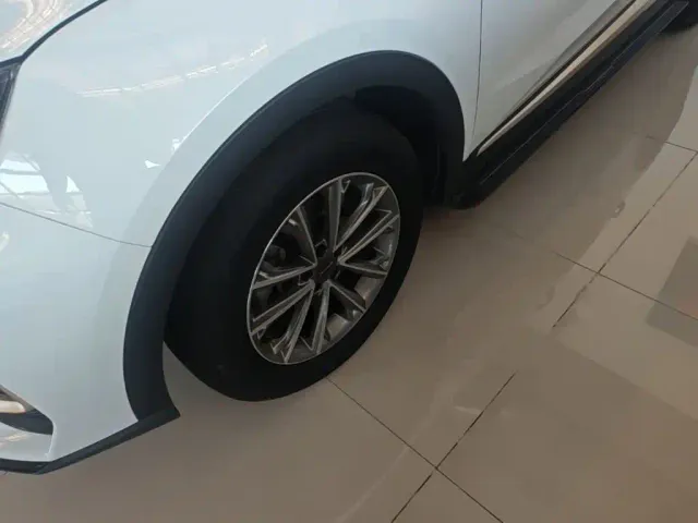 Jetour X70 — Фото автомобиля 22