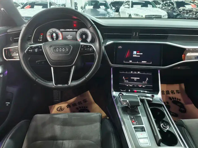 Audi A6L — Фото автомобиля 12