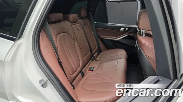 BMW X5 xDrive 40i M Sport — Фото автомобиля 11