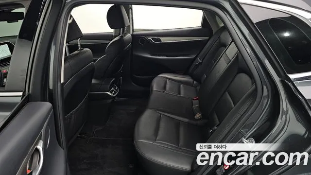 Hyundai Grandeur Новый Grandeur IG 3.0 LPi (Для проката) — Фото автомобиля 12
