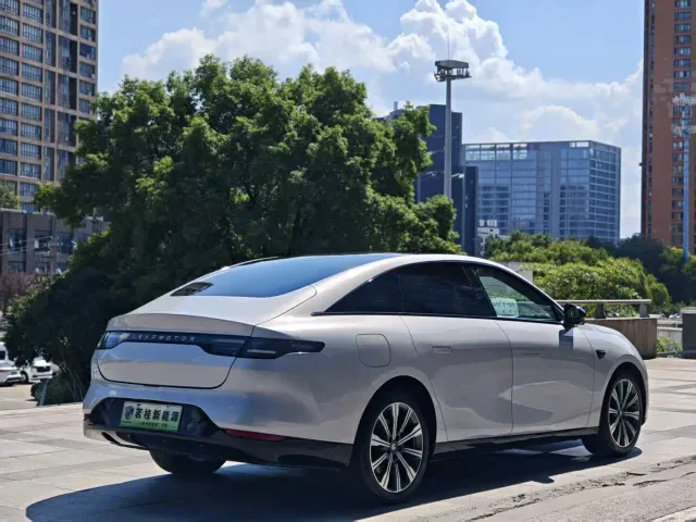 Leapmotor C01 — Фото автомобиля 6