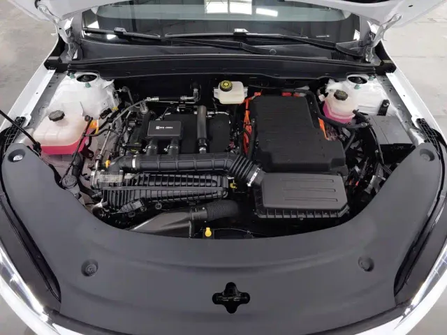 BYD Seal 05 DM-i — Фото автомобиля 6