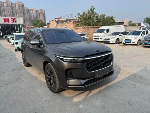 Li Auto Li ONE 2021 Extended Range 6-Seater — Фото автомобиля 3