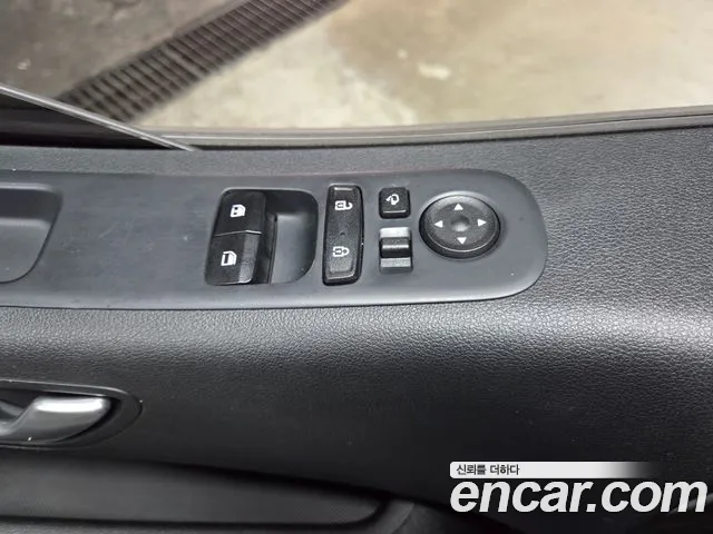 Hyundai Staria — Фото автомобиля 13