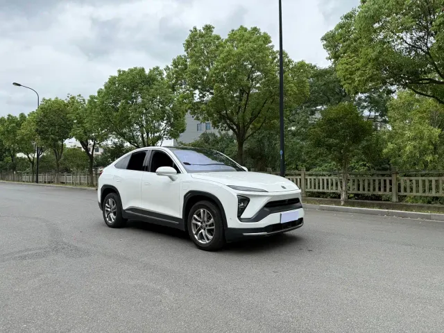 Nio EC6 — Фото автомобиля 3