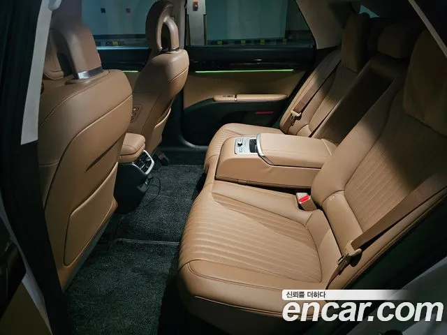 Hyundai Grandeur GN7 — Фото автомобиля 8