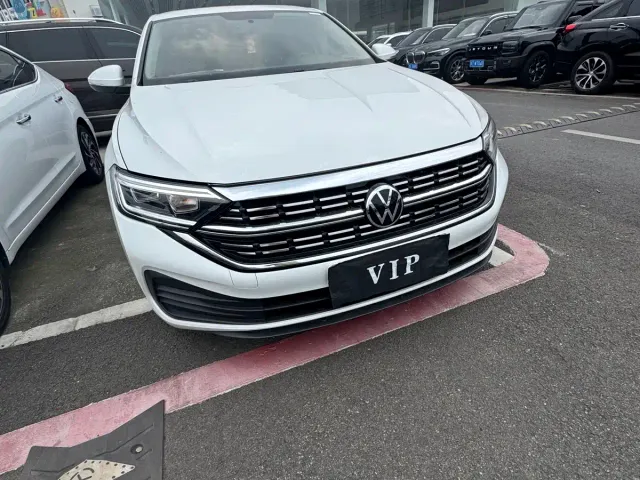 Volkswagen Sagitar — Фото автомобиля 2