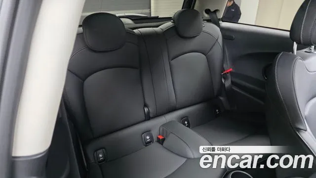 MINI Cooper — Фото автомобиля 17