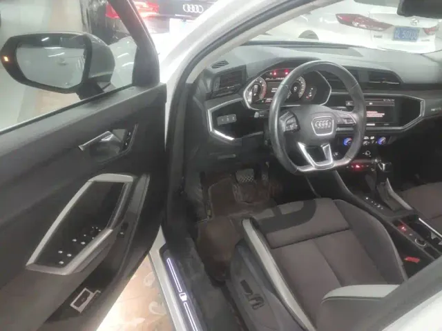 Audi Q3 — Фото автомобиля 15