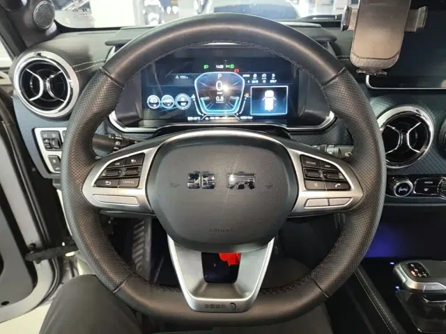 BAIC BJ40 — Фото автомобиля 10