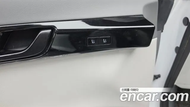 Hyundai Grandeur GN7 — Фото автомобиля 25