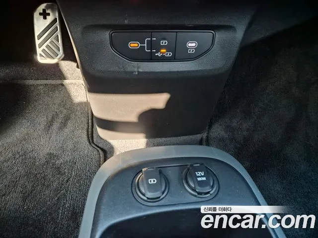 Kia EV6 EV6 (New) — Фото автомобиля 20