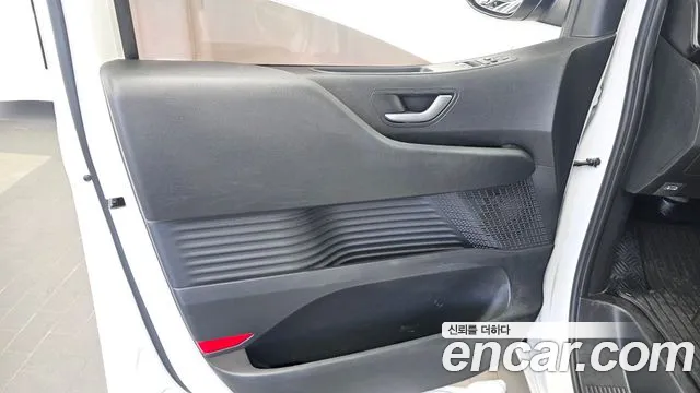 Hyundai Staria — Фото автомобиля 13