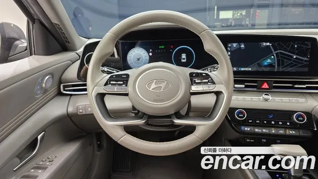 Hyundai Avante CN7 — Фото автомобиля 13