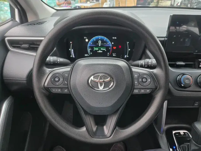 Toyota Corolla Cross — Фото автомобиля 20