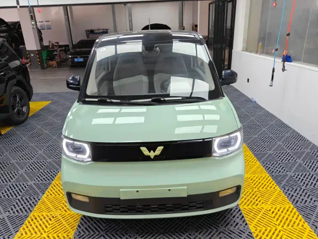 Wuling Hongguang Mini EV — Фото автомобиля 2