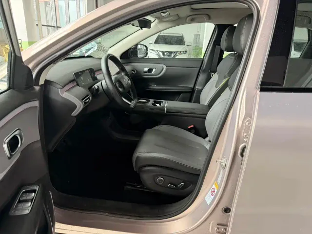 Changan Qiyuan Q05 — Фото автомобиля 11