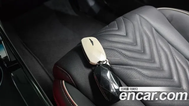 Genesis G80 Бензин 2.5 турбо 2WD — Фото автомобиля 12