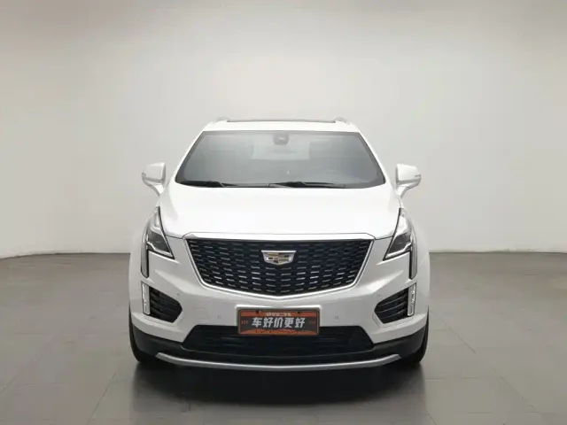 Cadillac XT5 — Фото автомобиля 3
