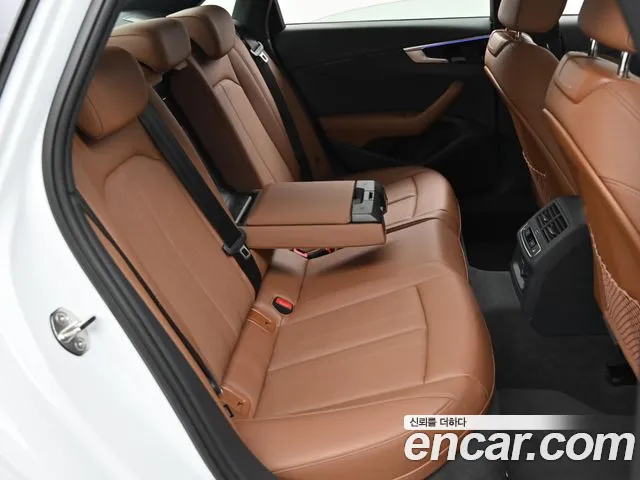 Audi A4 B9 — Фото автомобиля 12